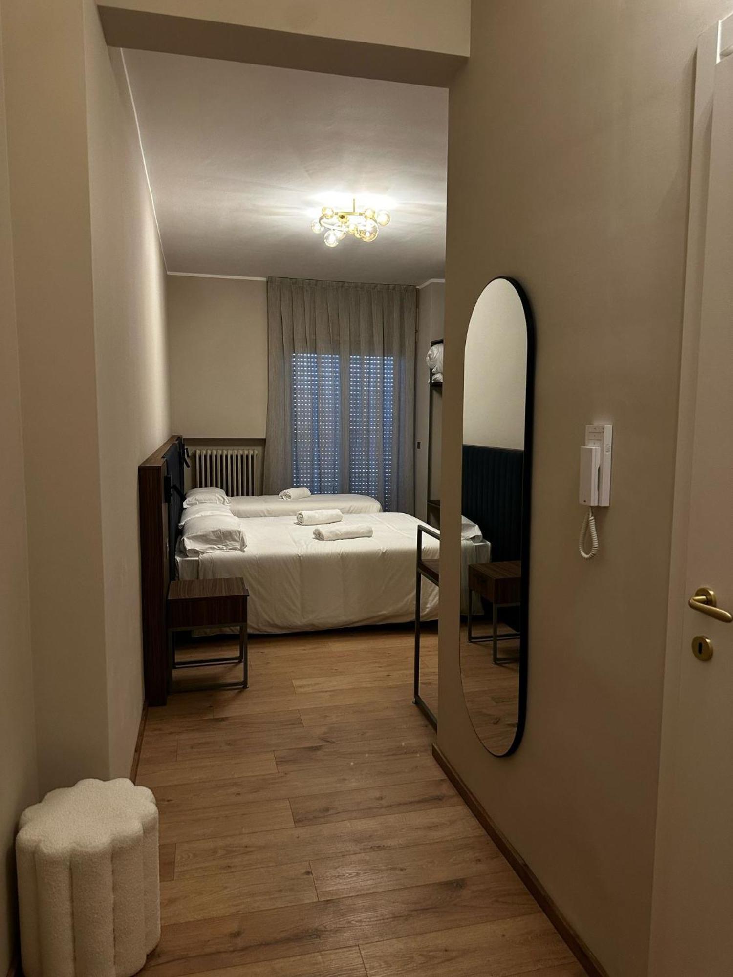 Urban Hotel Pescara Buitenkant foto
