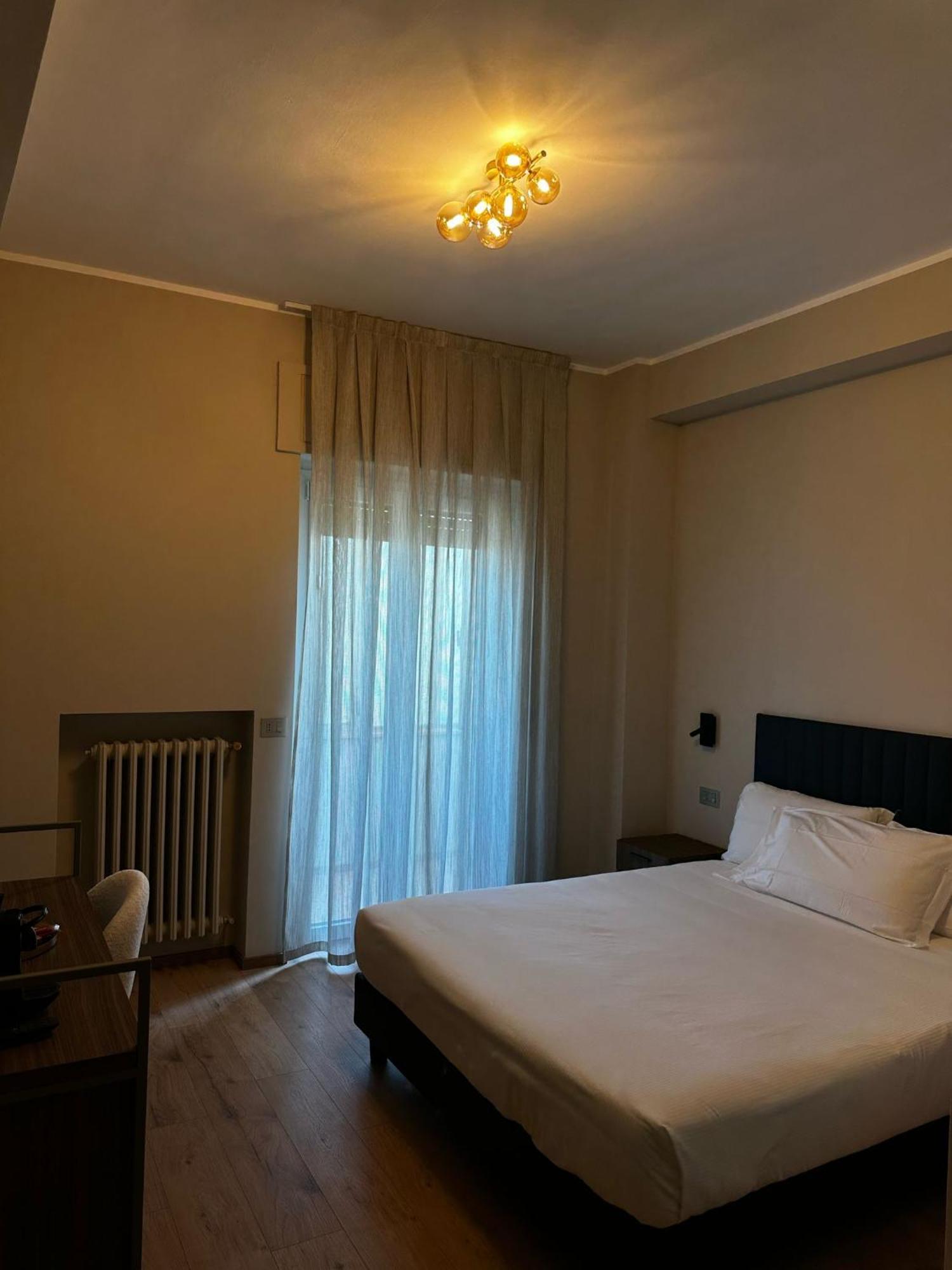 Urban Hotel Pescara Buitenkant foto